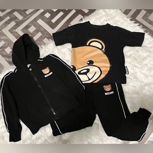 Kids Moschino 3 Piece Pants Set